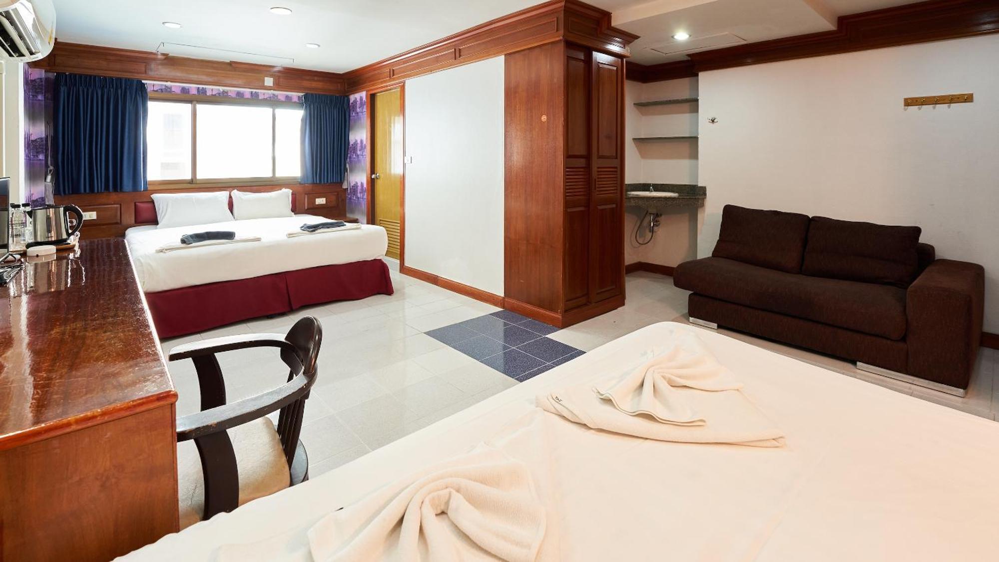 Lime Hotel Patong Zimmer foto