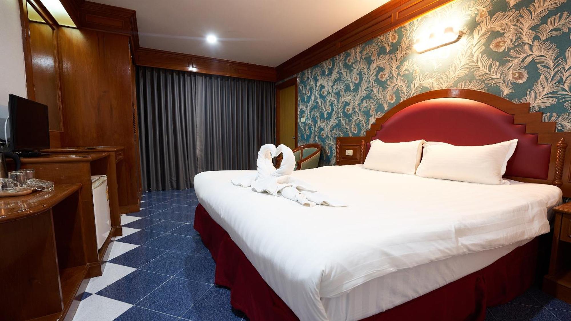 Lime Hotel Patong Zimmer foto