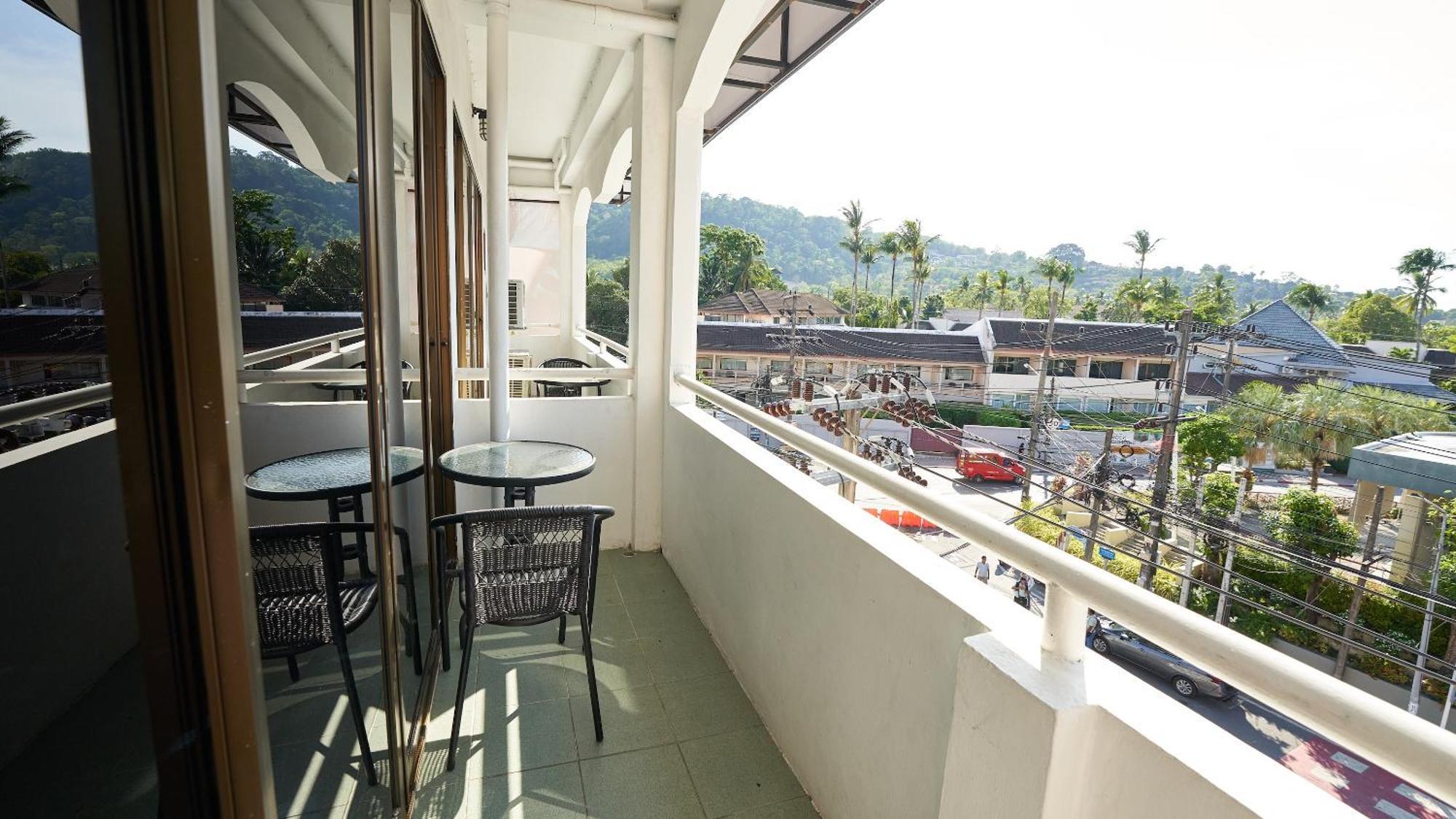 Lime Hotel Patong Zimmer foto