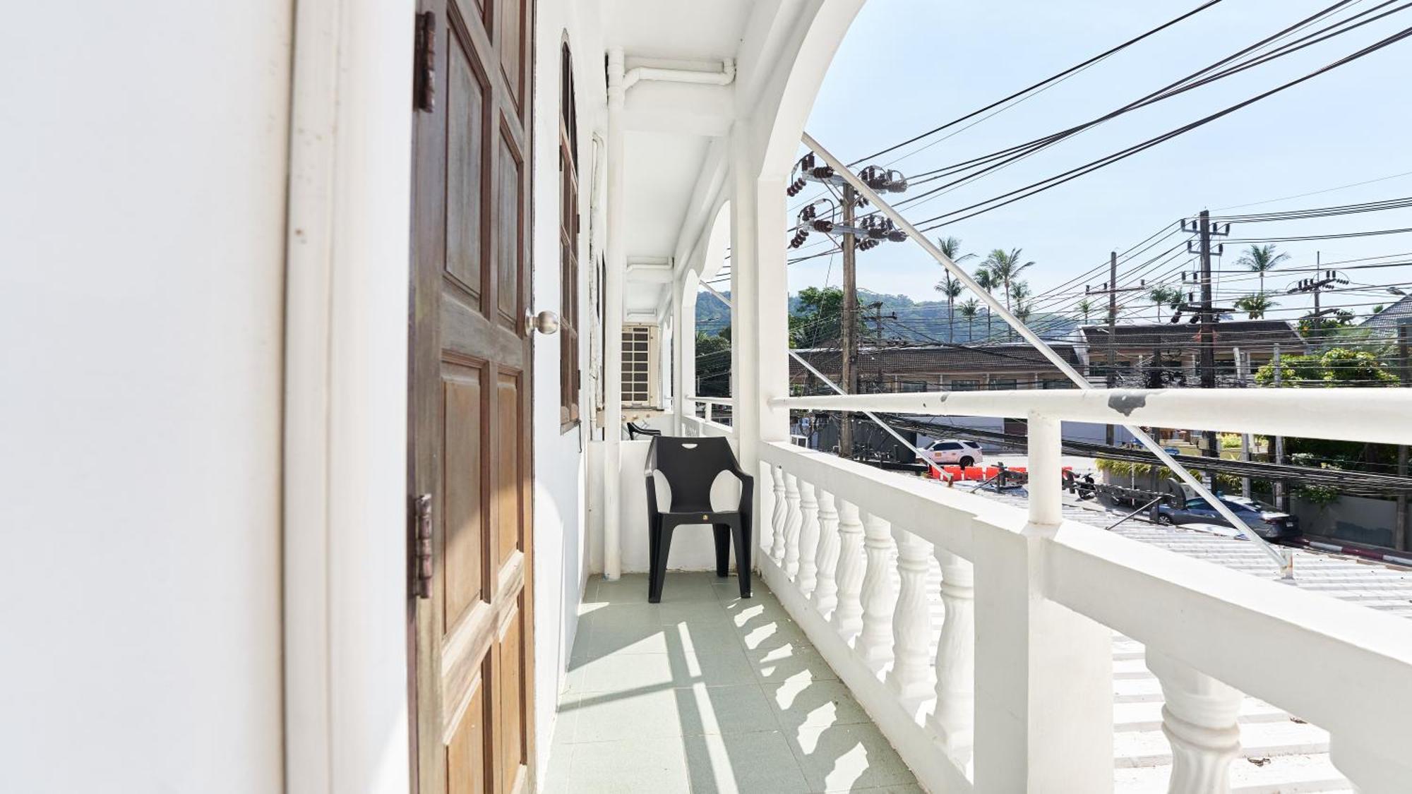Lime Hotel Patong Zimmer foto
